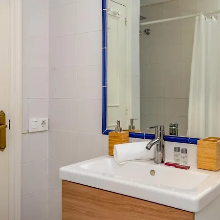 Riviera With Pool By Costarentals - Ref 82 Apartman